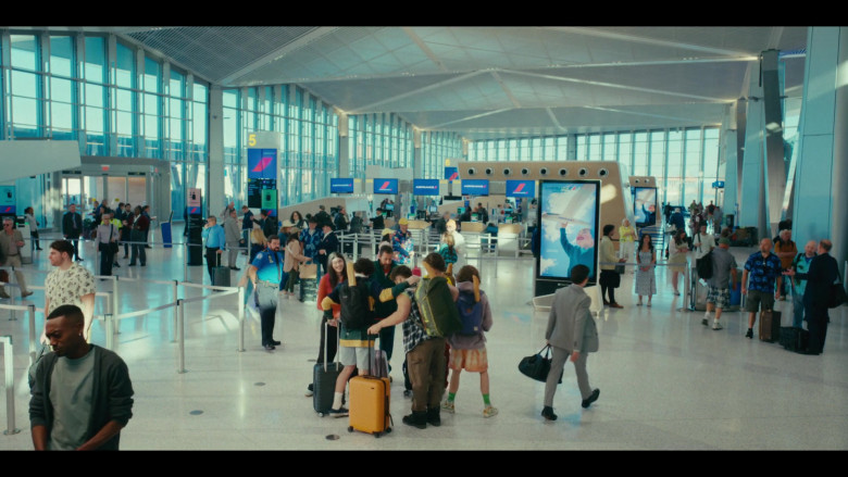 Away Luggage (Orange) in Happy Gilmore 2 (2025)
