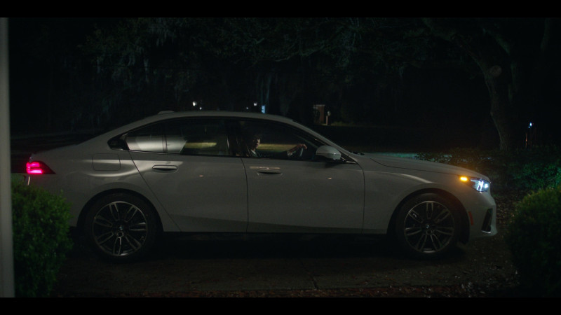 BMW Car in The Summer I Turned Pretty S03E02 “Last Christmas” (2025)