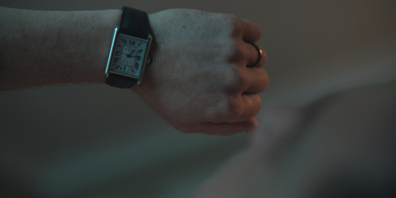 Cartier Watch in Presumed Innocent S01E03 “Discovery” (2024)