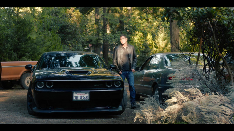 Dodge Challenger SRT Car in Untamed S01E05 “Terces” (2025)
