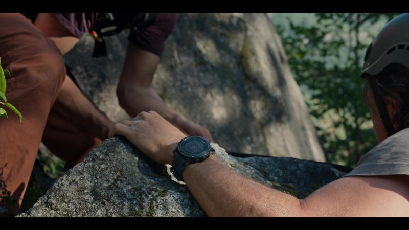 Garmin Watch of Martin Henderson as Jack Sheridan in Virgin River S05E03 “Calculated Risk” (2023)