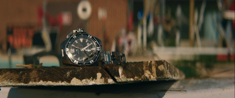 Hamilton Khaki Navy Frogman Watch in Supercell (2023)