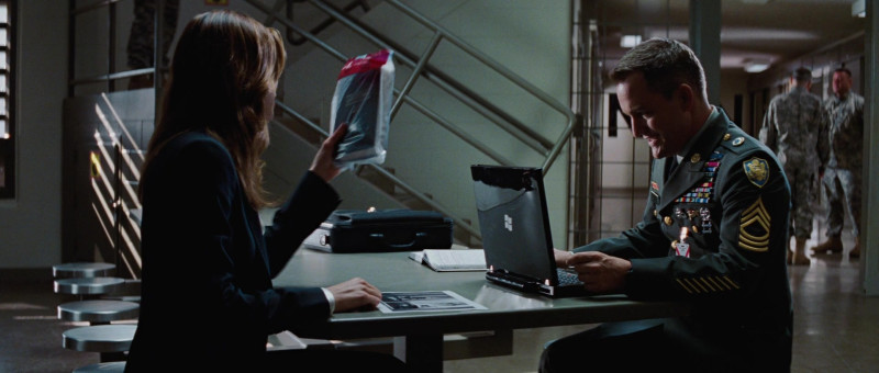 Laptop Microsoft Windows OS Used by Yul Vazquez in The A-Team (2010)