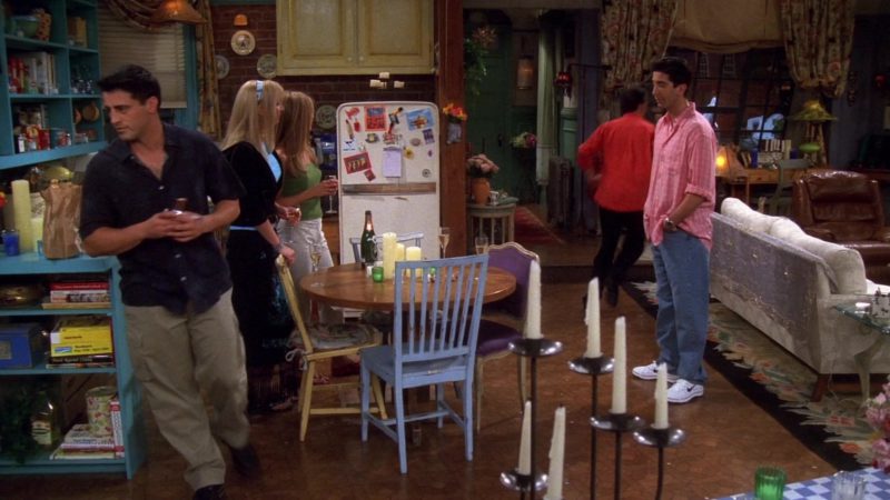 Nike Sneakers Worn by David Schwimmer (Ross Geller) in Friends Season 7 Episode 1 