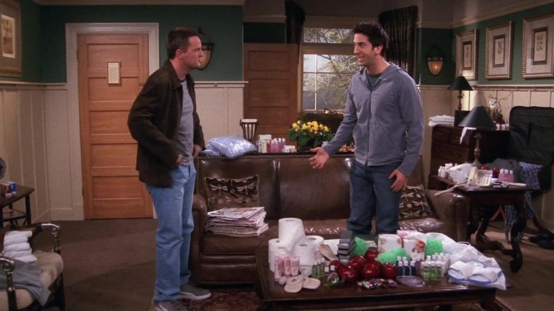 Puma Shoes Worn by Matthew Perry (Chandler Bing) in Friends Season 9 Episode 19 