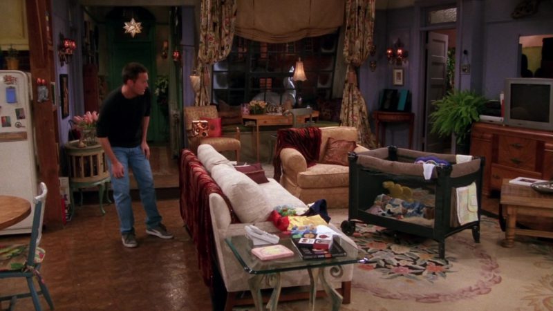 Puma Shoes Worn by Matthew Perry (Chandler Bing) in Friends Season 9 Episode 14 