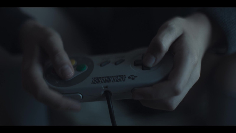 Super Nintendo in Nine Perfect Strangers S02E06 “The Other Side” (2025)