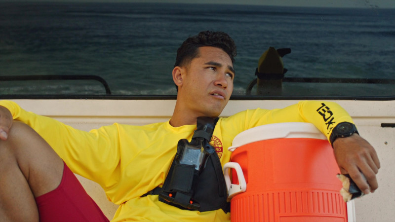 Xcel T-Shirt and Casio G-Shock Watch in Rescue HI-Surf S01E04 
