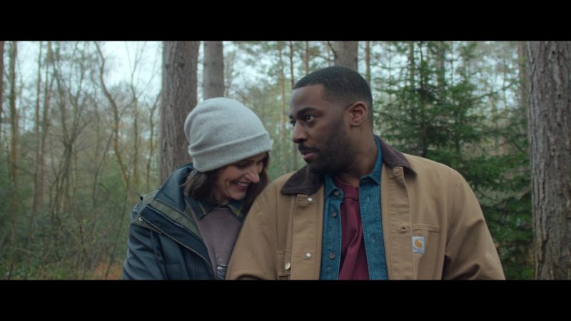 Carhartt Jacket in Hostage S01E01 (2025)