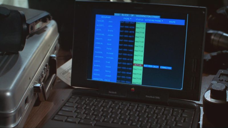 Apple Macintosh PowerBook 5300 Laptop in Home Alone 3 (1997)