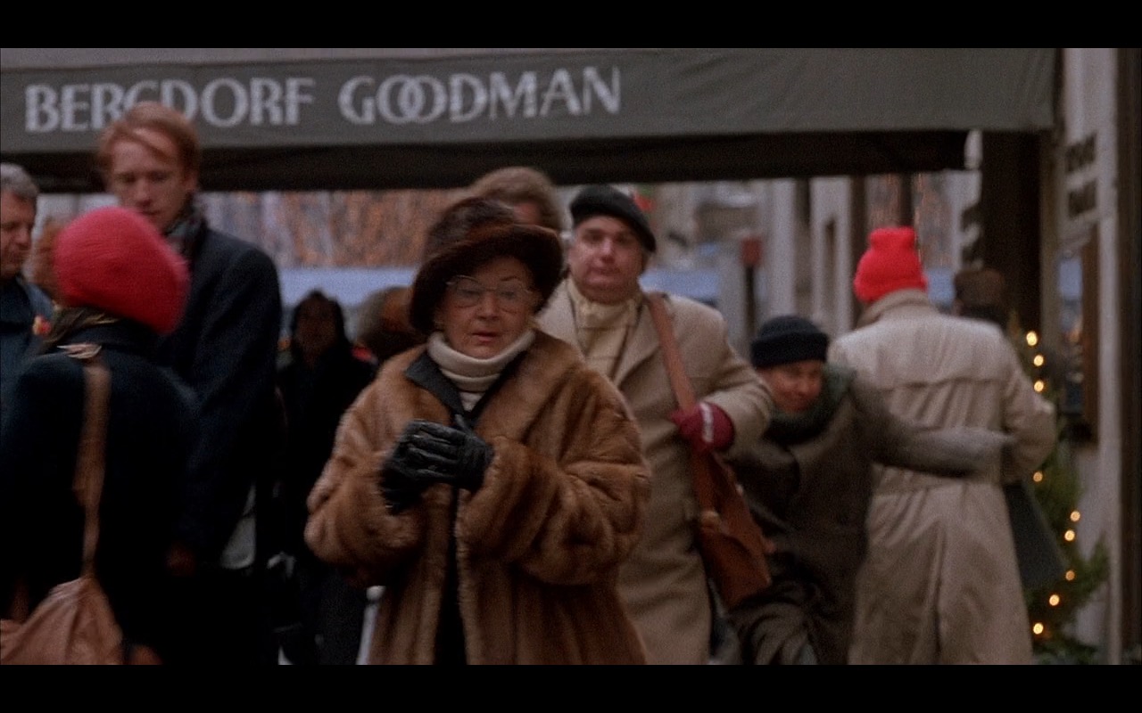 Bergdorf Goodman – Home Alone 2: Lost in New York (1992)