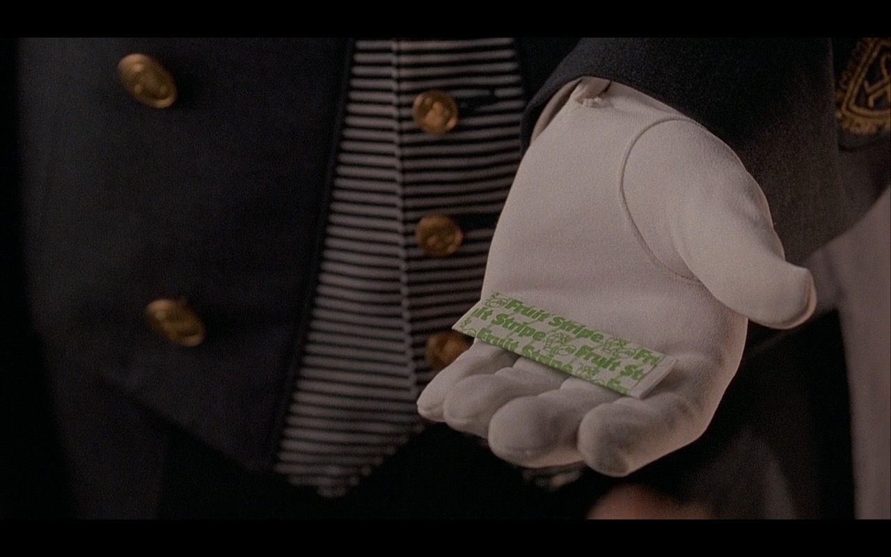 Fruit Stripe Gum – Home Alone 2: Lost in New York (1992)