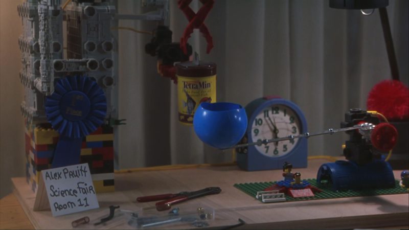 TetraMin Fish Food in Home Alone 3 (1997)