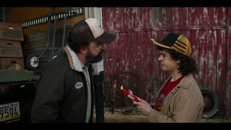 Champion spark plugs in Stranger Things S05E03 