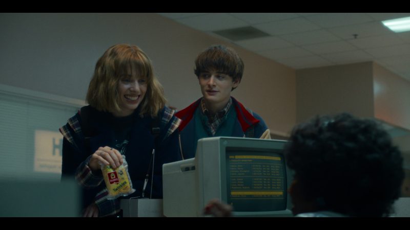 Hostess Twinkies in Stranger Things S05E03 