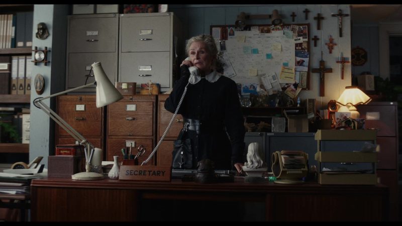 Hershey’s in Wake Up Dead Man – A Knives Out Mystery (2025)