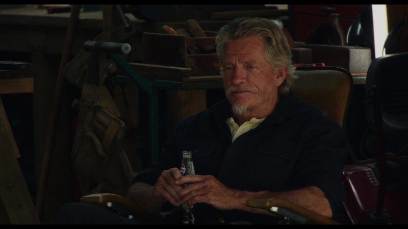 Pepsi in Wake Up Dead Man – A Knives Out Mystery (2025)