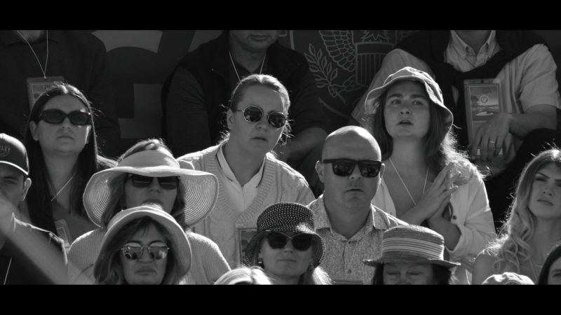 Ray-Ban in The Hawk S01E09 - Pebble